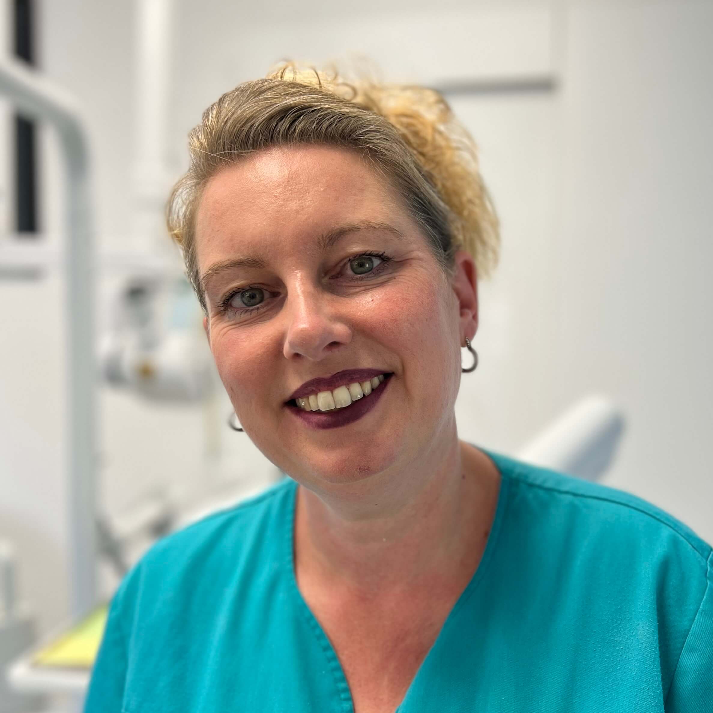 dr-roenspies-team-spiess Praxisteam Dr. Roenspies - Nina Spiess